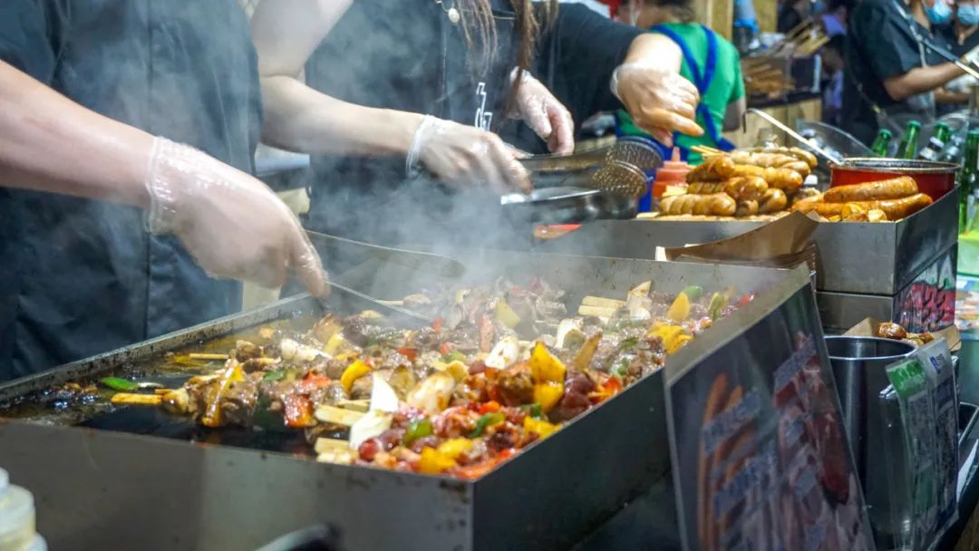 听劝，不要轻易碰餐饮！