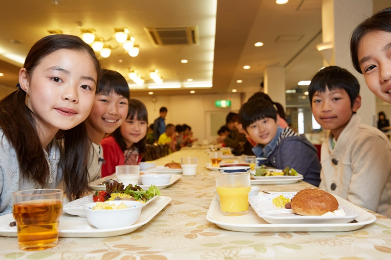 从餐饮和零售角度，宝宝儿童餐的崛起给只会做菜的餐饮人哪些启示？