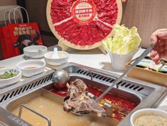 上海海底捞超60家门店上新鲜切牛肉，引领美食新