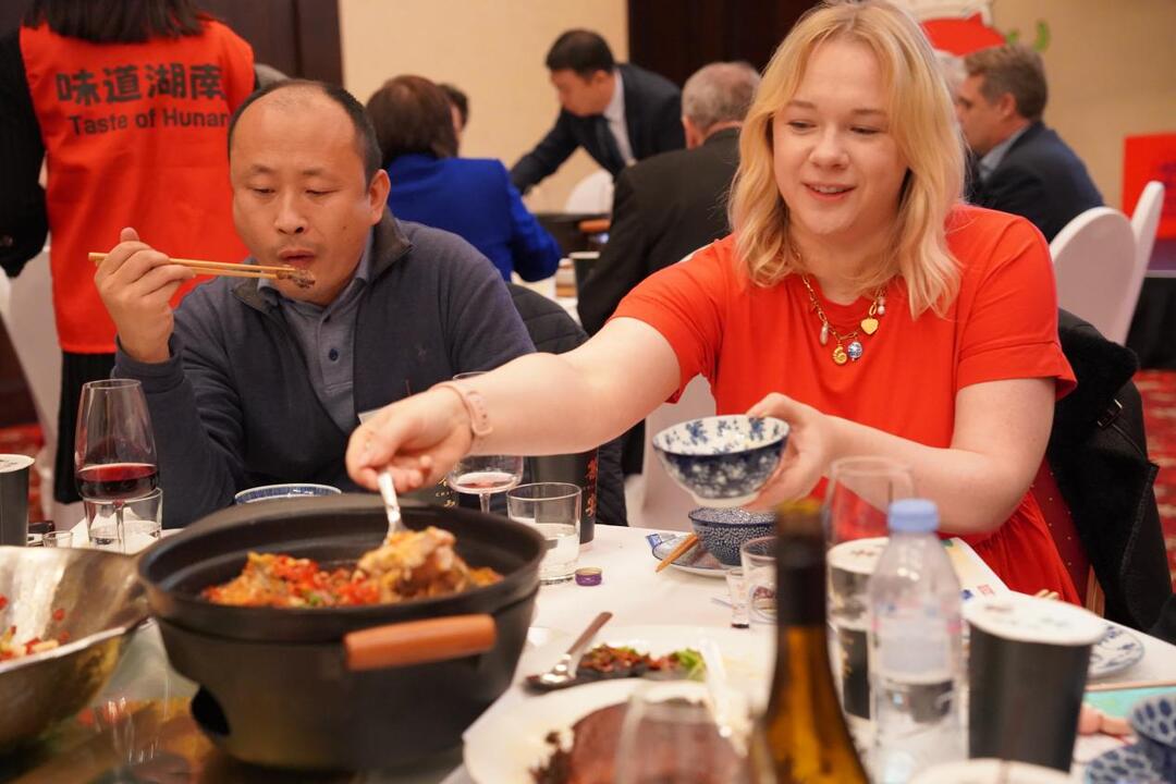 跨越万里，湘菜给伦敦带来美食新体验